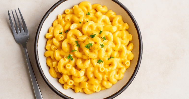 Easy 3 Cheese Mac and Cheese Recipe: Creamy Comfort Easy 3 Cheese Mac and Cheese Recipe